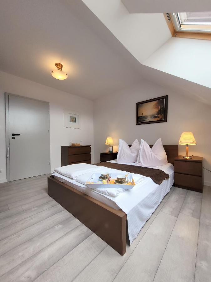 Iwona Pokoje Apartamenty Karwia Exterior foto